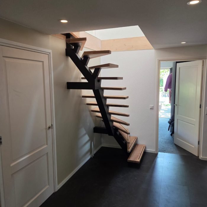 WhatsApp Image 2025-07-15 at 21.42.28 (1)